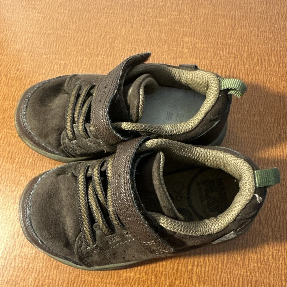 Stride Rite Made2Play Bonde Sneakers Brown Baby Boys Size 6 Months Baby
